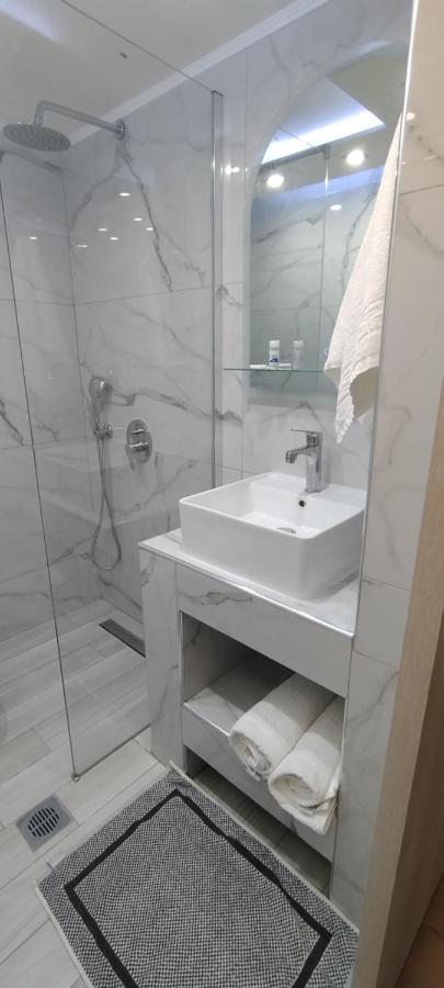 Sweetmar Guestrooms-Ground Floor Cos Exterior foto
